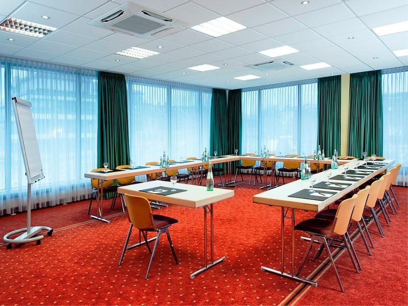 Hotel Nh Erlangen Zewnętrze zdjęcie
