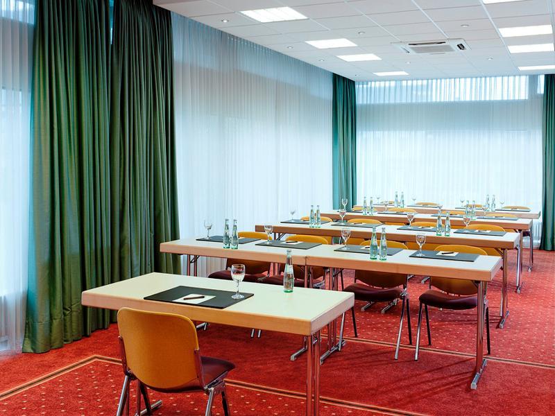 Hotel Nh Erlangen Zewnętrze zdjęcie